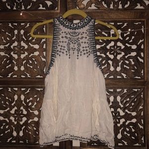Tribal Detailed High Neck Flowy Top
